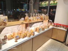-可斯贝莉现烤面包·生日蛋糕(岭南天地店)