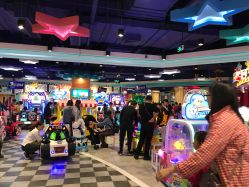 -LuckyStar幸运星家庭娱乐中心(东莞国贸店)