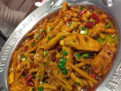 -胖哥俩肉蟹煲(石家庄长安万达店)