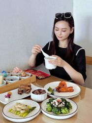 -爱陪伴尊享月子中心(国际店)
