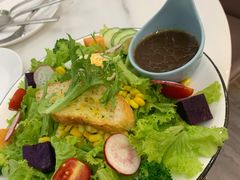 -丽莎沙拉轻食餐厅(国贸店)