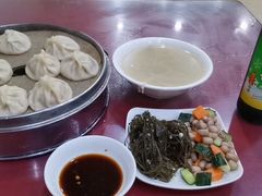 -守鑫水馅包子铺