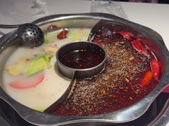 -佰人王串串香火锅(洋珠巷店)