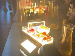 -赛博LIVE SHOW酒吧