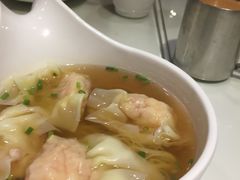 -新大咀港式茶餐厅(宝山万达店)
