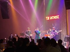 -TZ House音乐现场(来福士中心店)