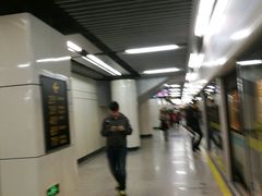 -陆家浜路(地铁站)