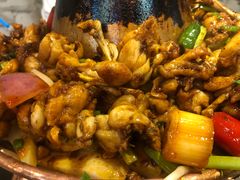 -巴四老城区炭火蛙锅(张江店)