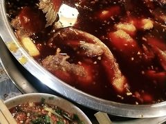 -肖肖酸萝卜鱼火锅(总店)