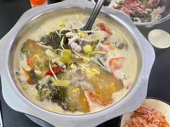 -周良天山牛杂城(天山路总店)
