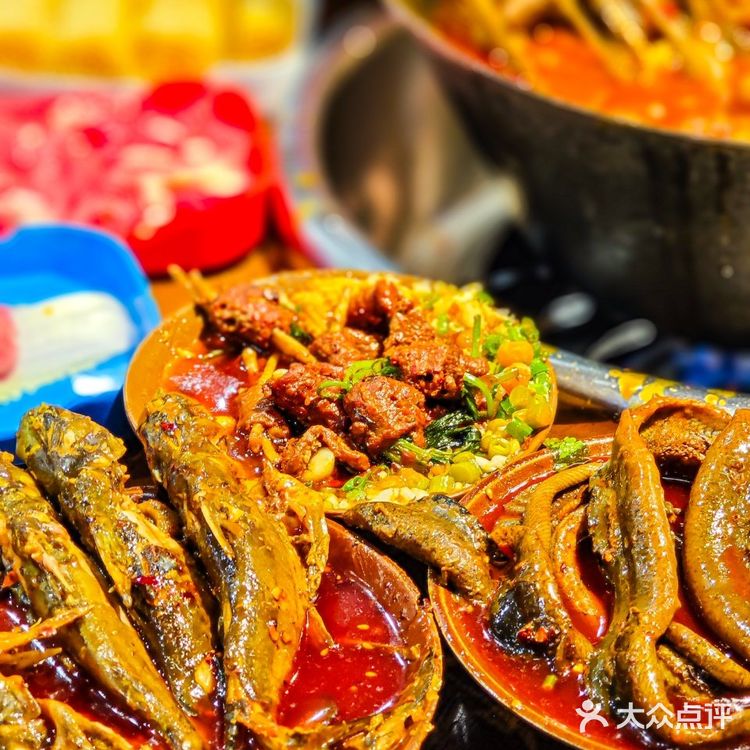 郫都宝藏串串香，藏在市井的美味!