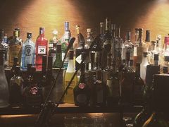 -Whisper Bar 