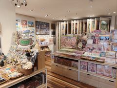 -猫的天空之城概念书店(苏州平江店)