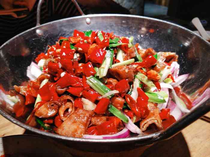 农耕记·湖南土菜-"「衡阳卤菜」蛮好吃的一道凉菜.里面有豆干.