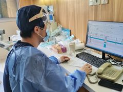 -上海仁爱医院口腔科 · 种植