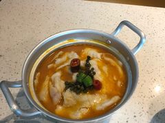 酸汤鲈鱼-半山腰·云南菜(侨福芳草地店)
