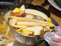 -一朵菌·野生菌探索家火锅(南亚店)