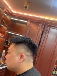 -绅仕門男士理发馆