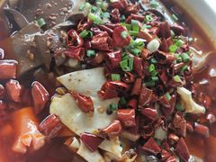 -鑫巴蜀小镇 · 水煮鱼专研店(玉桥店)