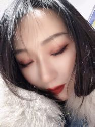 -红馆妆造(中央大街店)