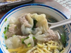 -长人馄饨铺(解放街店)