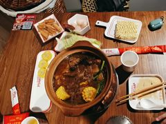 -阿润打边炉·鲜切鸡煲(华漕店)