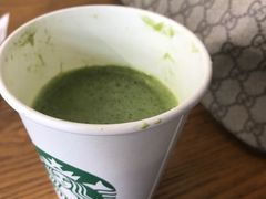 -星巴克臻选(威海威高广场店)