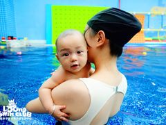 -龙格亲子游泳俱乐部(泊富中心)