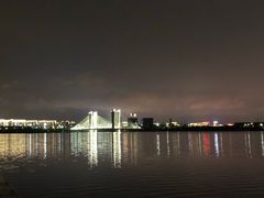 -郑东新区龙湖公共艺术中心