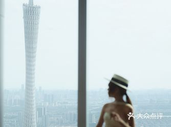 广州，在65层云端吃到春天的花