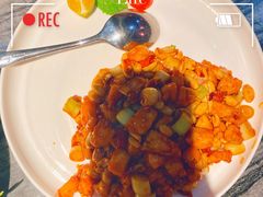 宫保鸡丁-青红之间·新派融合川菜(慈云寺店)
