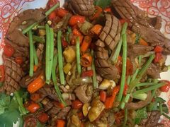-俏湖兰·辣椒炒个肉(海沧店)