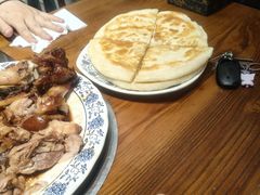 -老天桥酱肉烧饼夹肘子(天桥店)