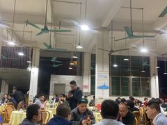 大堂-标记美食新鲜猪杂(兴南大道店)