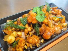 -梧桐树下(云锦世家店)