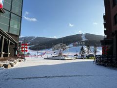 -中旅松花湖滑雪场