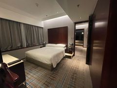 -上海龙之梦万丽酒店