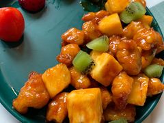 鲜果菠萝里脊-蜜桃花开·中西融合菜E&W(南长街店)