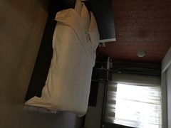 云上四季连锁酒店(东风广场店)-如家云上四季连锁酒店(昆明东风广场地铁站店)