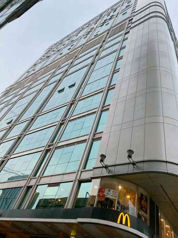 广百新翼商务中心-"地址大佛寺与广百新翼之间的广场,广百新.