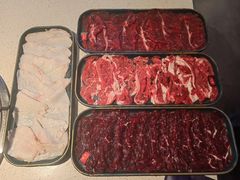 -牛村来人潮汕牛肉火锅(西单店)