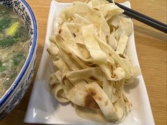 -八百里牛肉汤(盖饭·锅贴·万象城店)