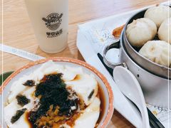 -早安山丘·豆浆油条(小木桥路店)