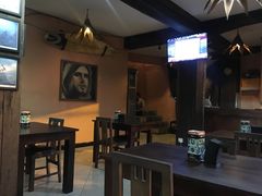 -Mamo Bar and Restaurant