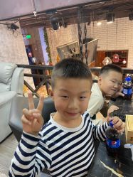 点击看大图 -T.1 hair salon烫染接发