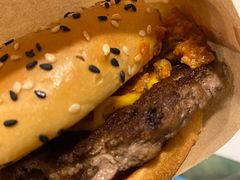 肉酱安格斯厚牛堡-麦当劳(鼓楼店)