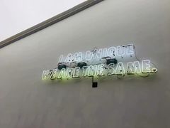 -UNI UNI(环亚凯瑟琳店)