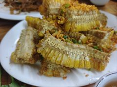 -雄伟美食(高沙中街店)