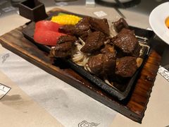 -穹六人间 people 6(岳阳路店)