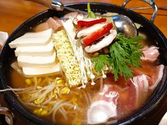 部队火锅-咕咕站韩国料理(紫金港店)